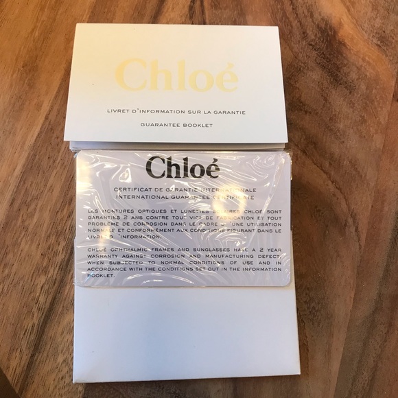 Chloe Sunglasses with case - Picture 6 of 8